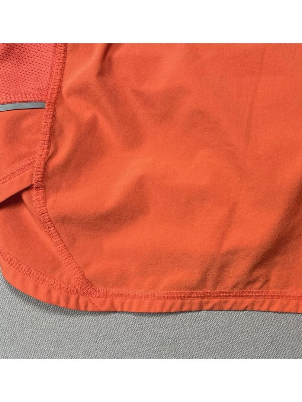 Athleta Ready To Go Orange Athletic Mid Rise Shorts Inseam 3.5